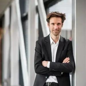 Régis  Van Der Eyken
